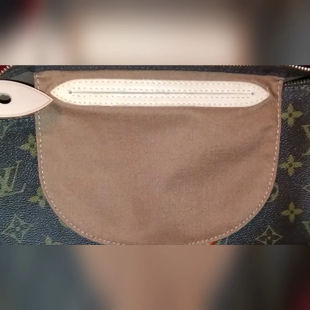 Classic Louis Vuitton Brown and Gold Monogram Speedy 35 Bag - Picture 8 of 14